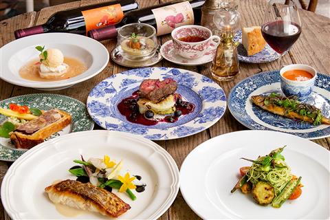 1日目夕食：SLFでの宮崎牛の夕食（一例）